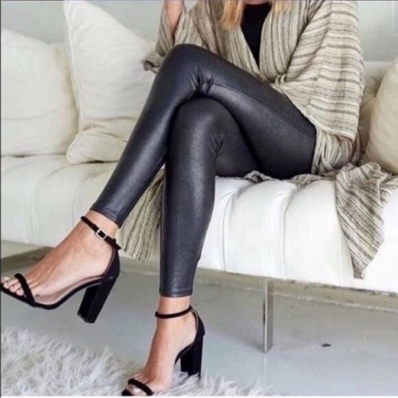 SPANX Faux Leather High Waisted Leggings in Black Size Large Petite Style 2437 - Picture 1 of 15